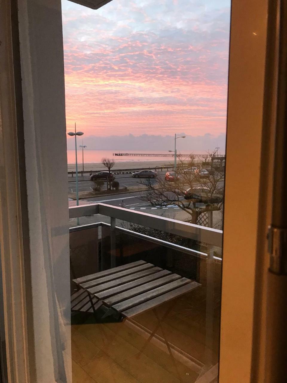 Couchant Radieux Appartement 2 Pieces 4 Personnes Vue Mer Saint-Jean-de-Monts Buitenkant foto